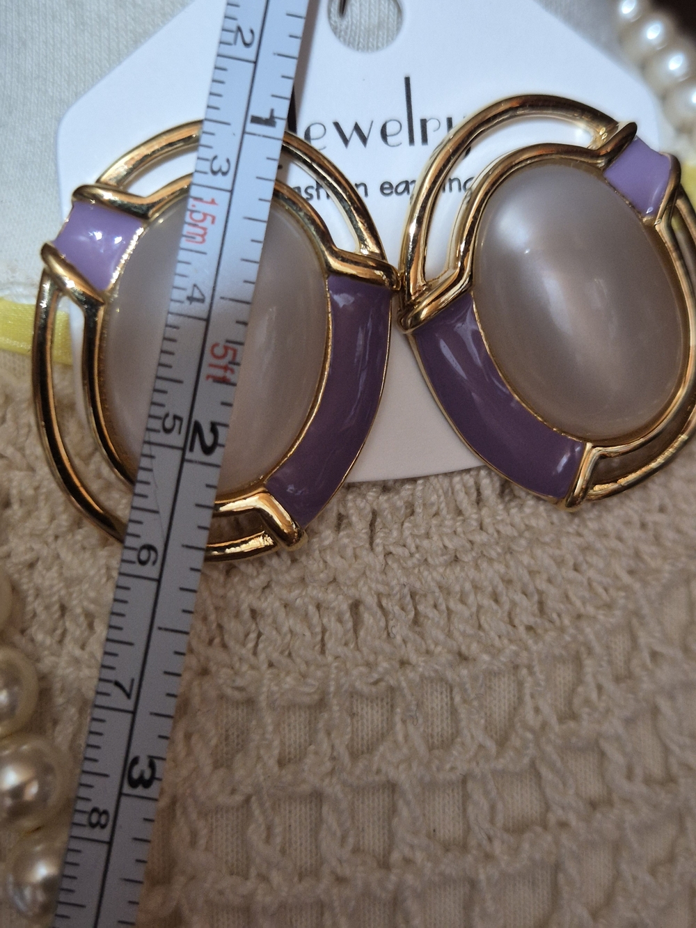 2 Napier Pearl and Gold-Tone Necklace with Lavender Accents - Picture 7 of 8